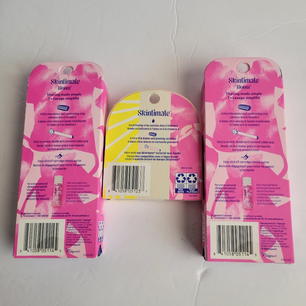 Skintimate Razor + Refill Bundle - Picture 8 of 8